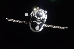 Le voyage d'un peu plus de 3 heures se termine pour Progress MS-15.