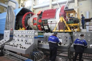 Pour le ravitaillement, le vaisseau est seulement sorti du wagon de transport et reste sur le charriot embarqué de ce wagon.