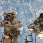 Alexeï Zoubritsky sur le bras robotique européen ERA. Image d'archives.