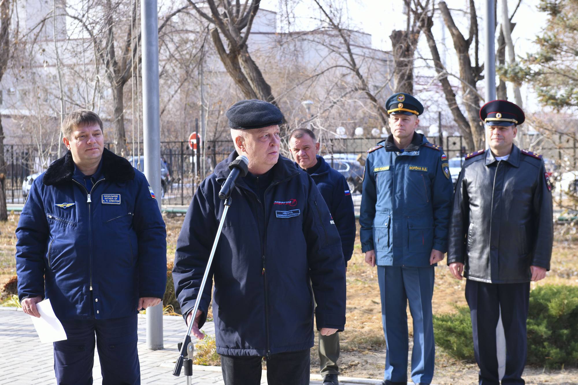 Sergueï Romanov (Energuya) prend la parole.