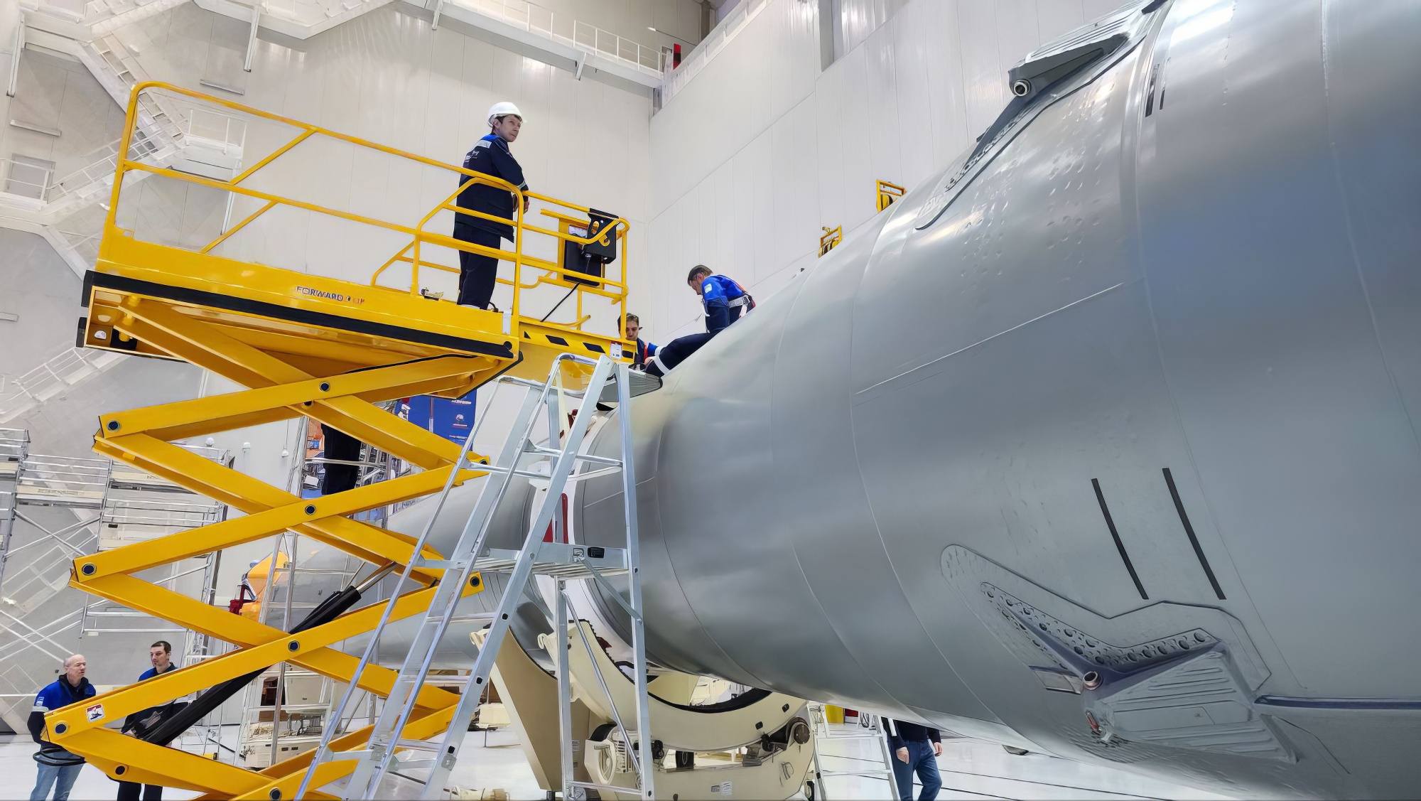 La partie inférieure du lanceur Soyouz 2.1b en préparation au cosmodrome Vostochny.