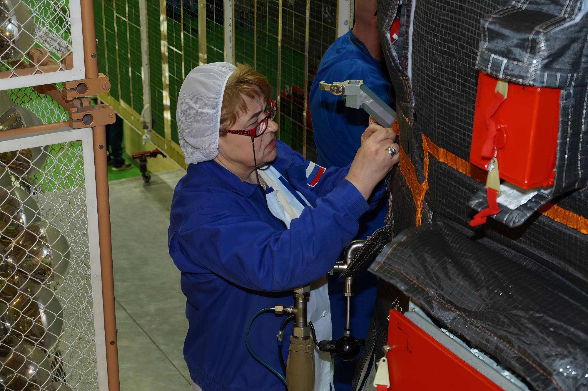 Préparation de l'illumination des panneaux solaires.