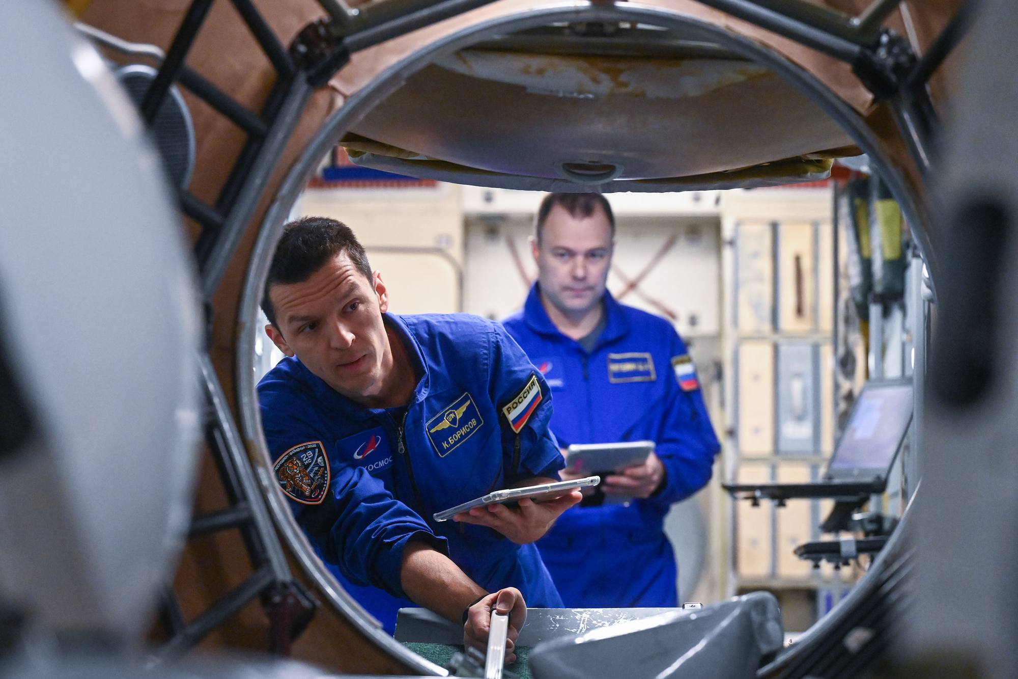 Konstantin Borissov et Dmitry Peteline.
