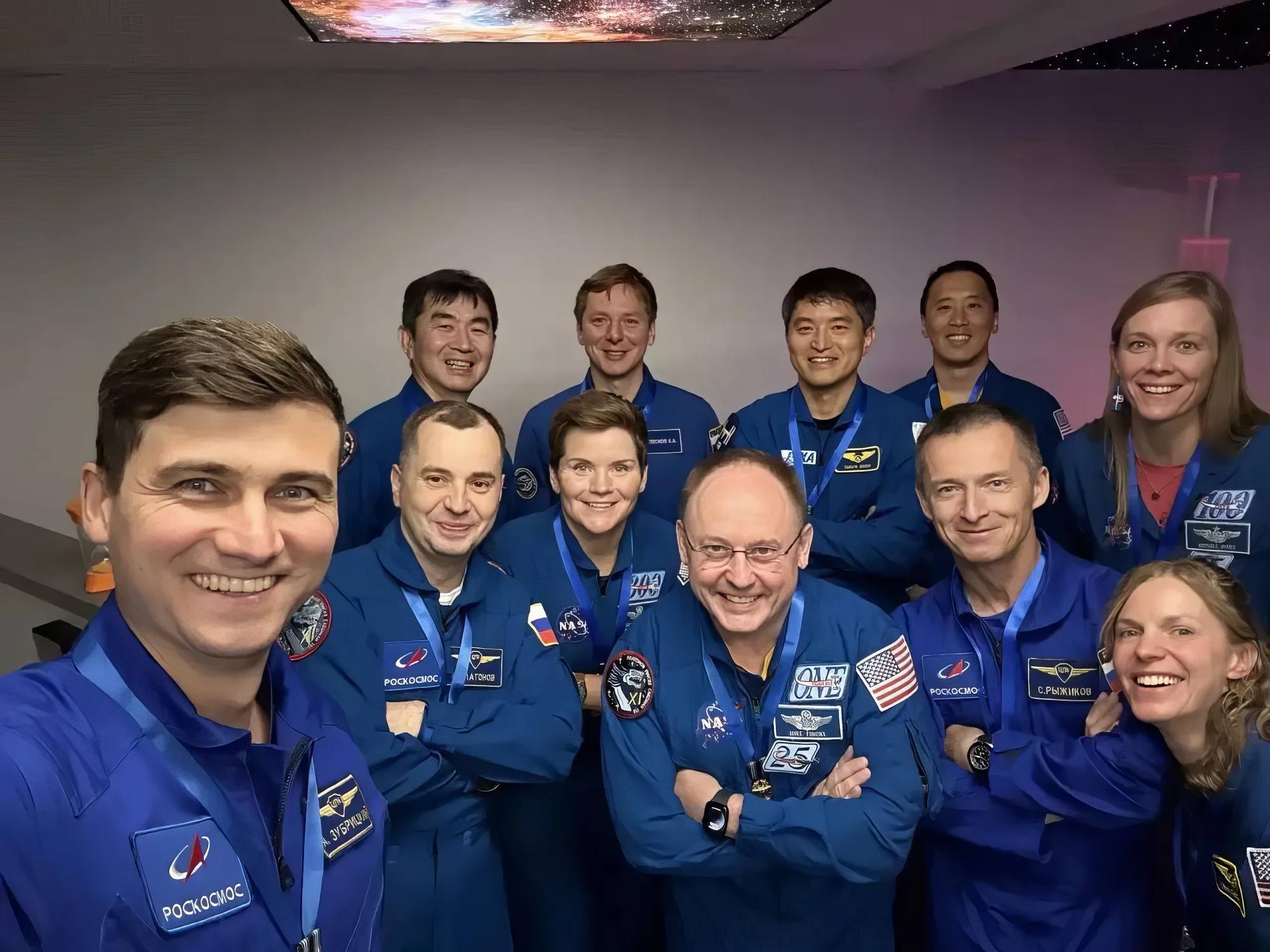 Les membres de la mission ISS-73.