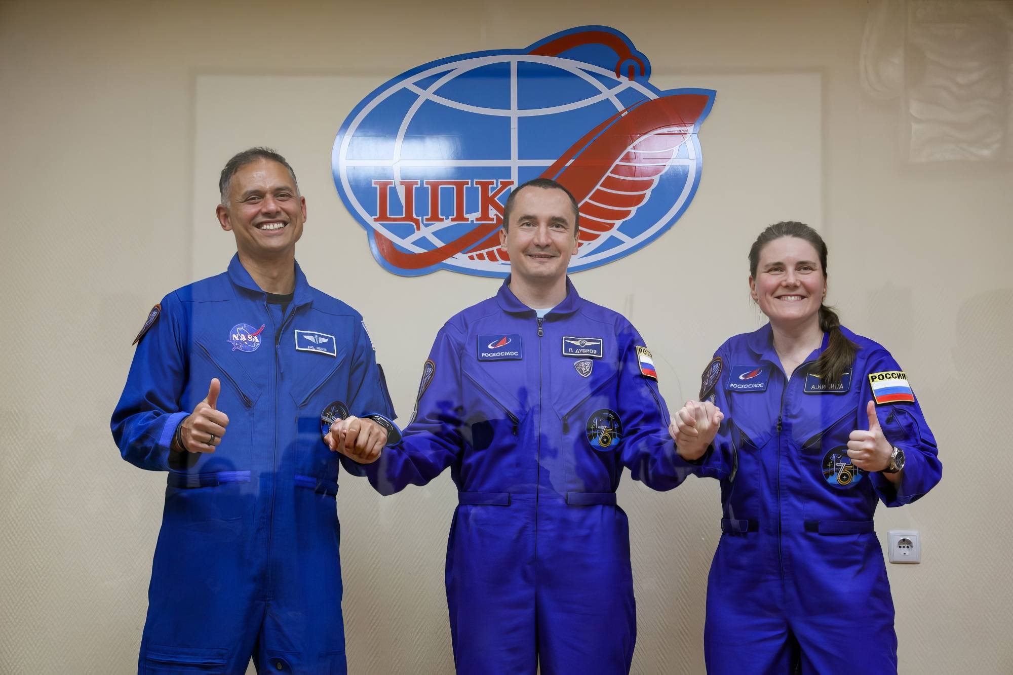 L'équipage principal de Soyouz MS-29.