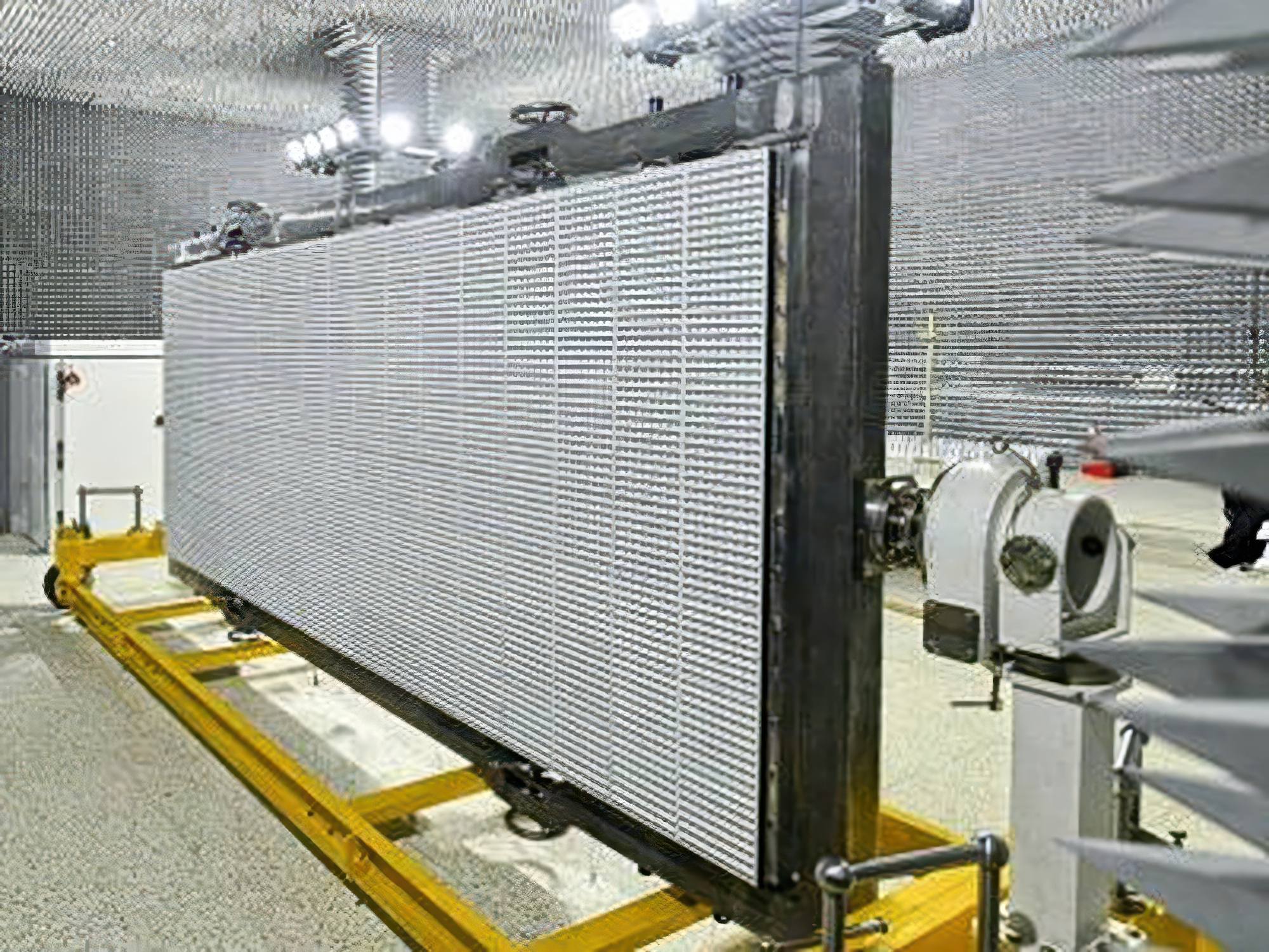 L'antenne radar du satellite Obzor-R1.