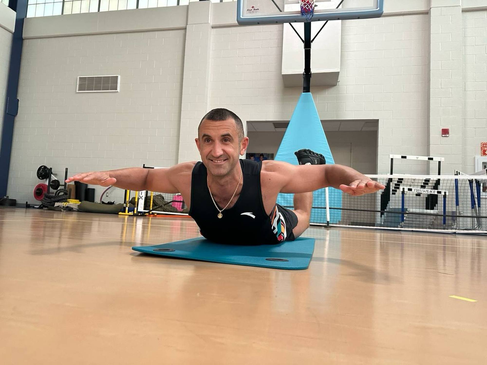 Sergueï Teteryatnikov à Houston se maintenant en condition physique.