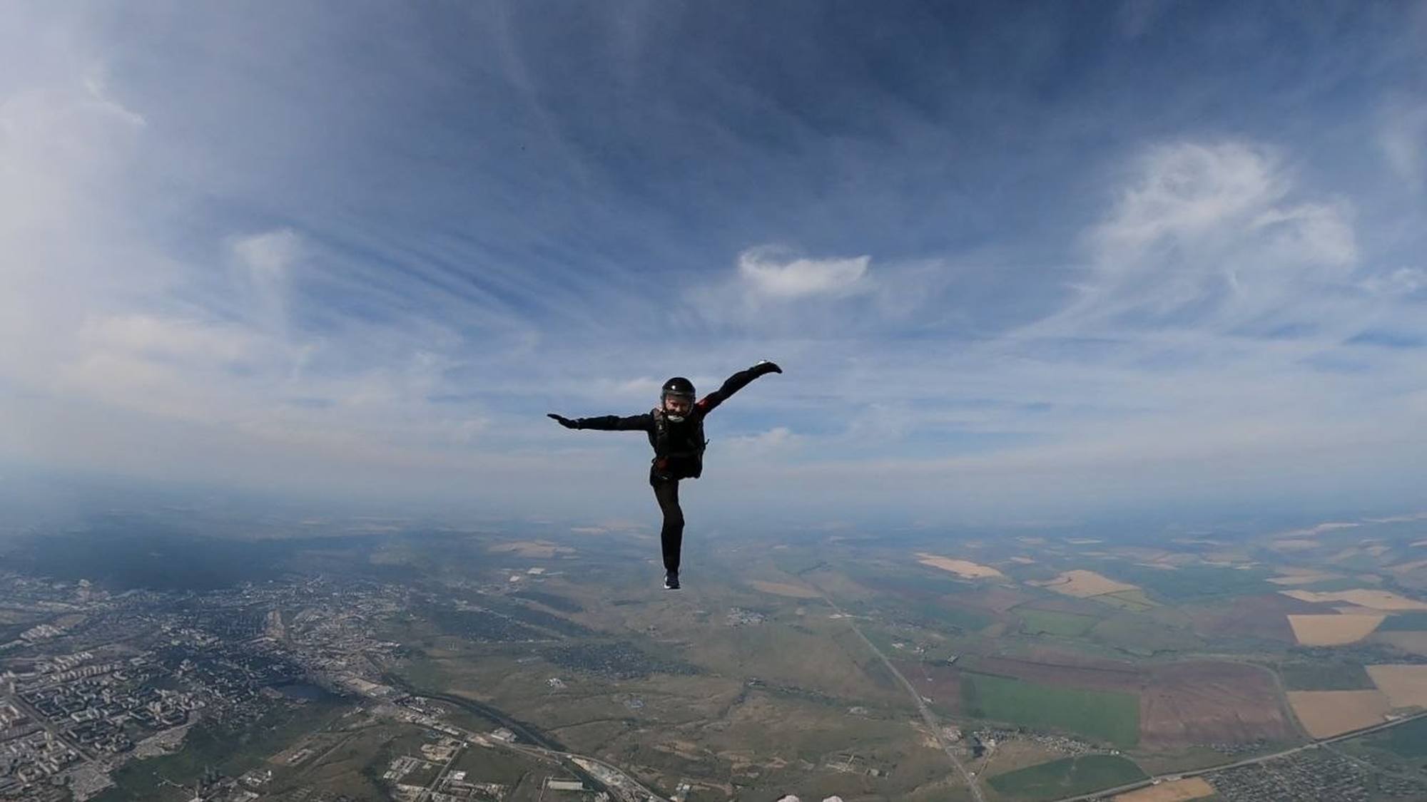 Apprendre à se positionner pendant la chute libre.